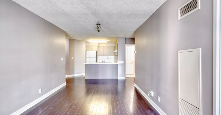 2501-23 Hollywood Avenue, Toronto, ON, M4L 2K4 - 9