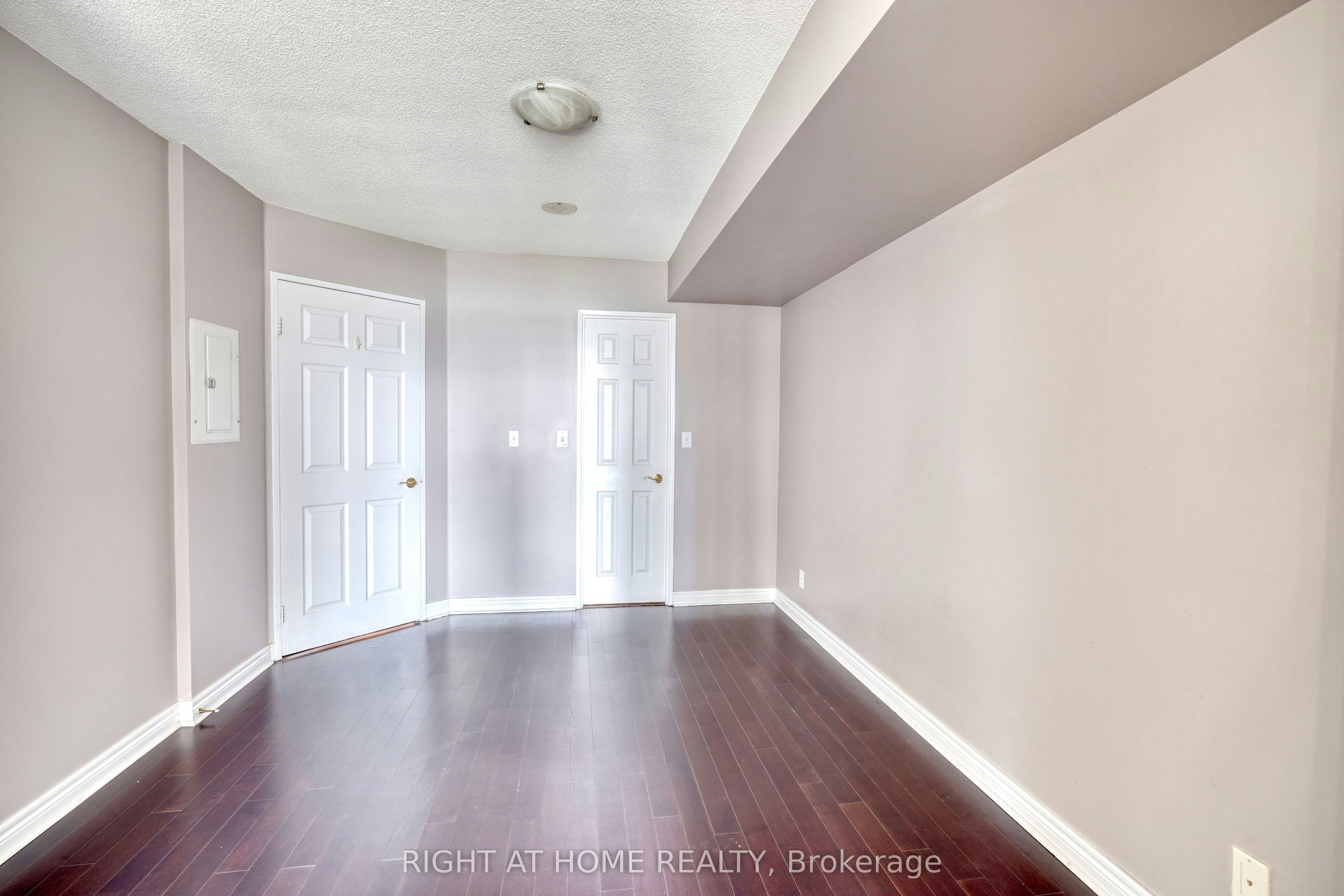 2501-23 Hollywood Avenue, Toronto, ON, M4L 2K4 - 16