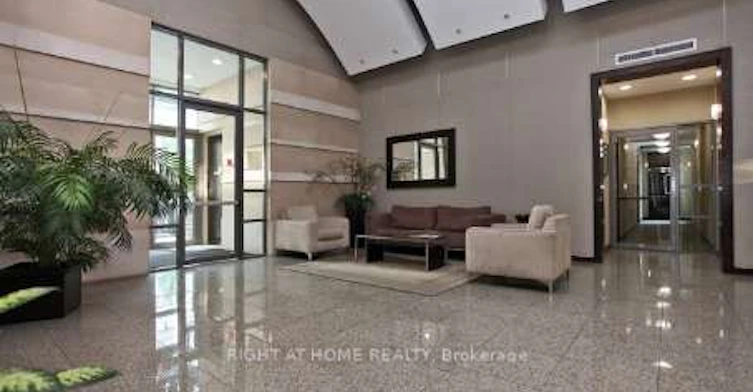2501-23 Hollywood Avenue, Toronto, ON, M4L 2K4 - 26
