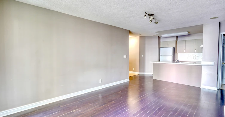 2501-23 Hollywood Avenue, Toronto, ON, M4L 2K4 - 8
