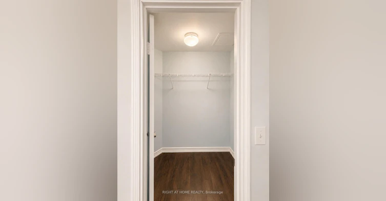 2501-23 Hollywood Avenue, Toronto, ON, M4L 2K4 - 17