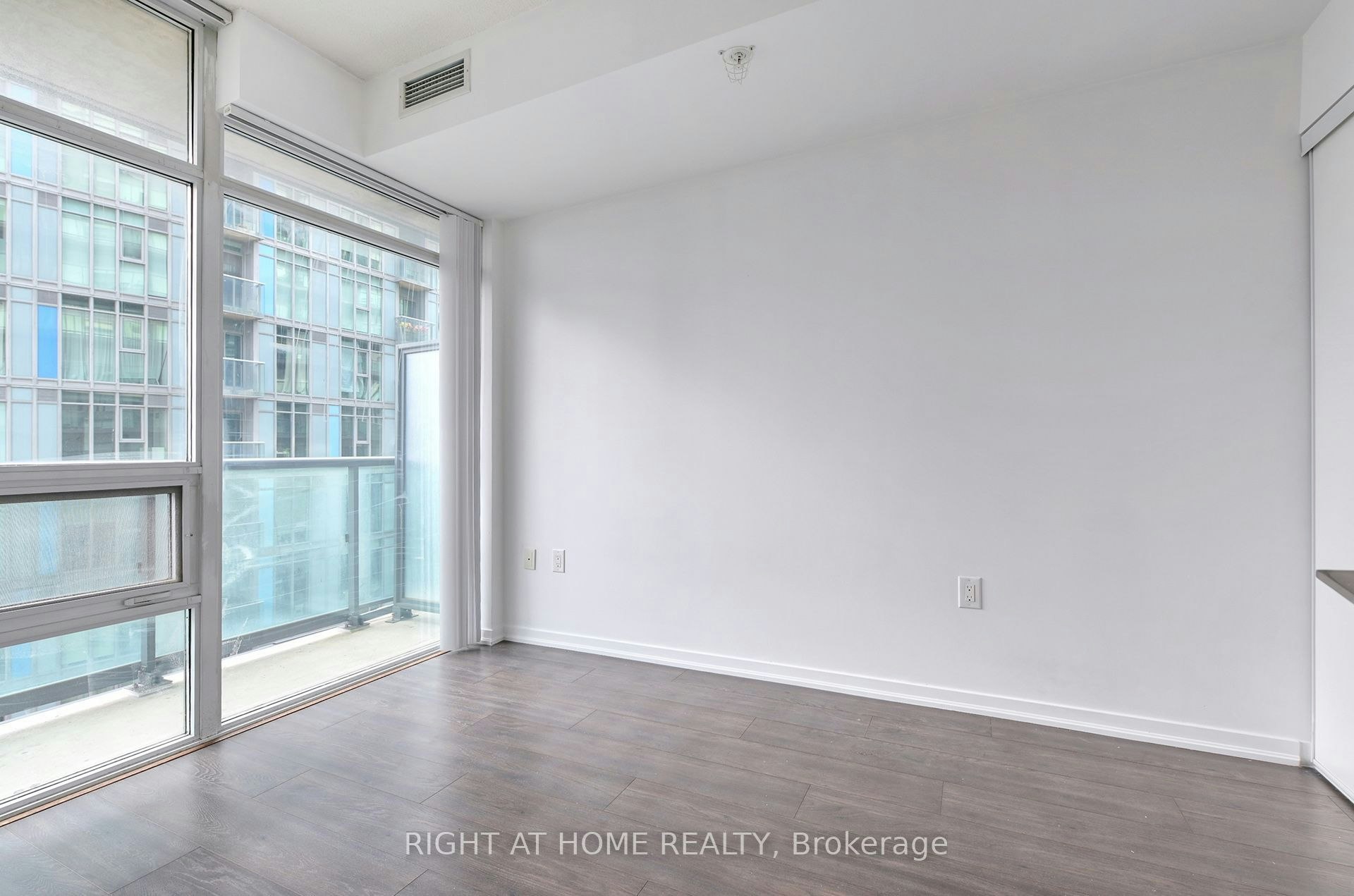 1511W-36 Lisgar Street, Toronto, ON, M6J 0C7 - 17