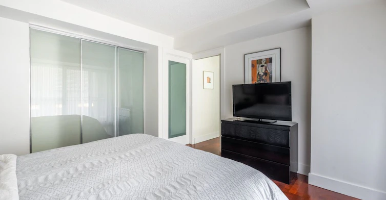 1103-80 Cumberland Street, Toronto, ON, M5R 3V1 - 12
