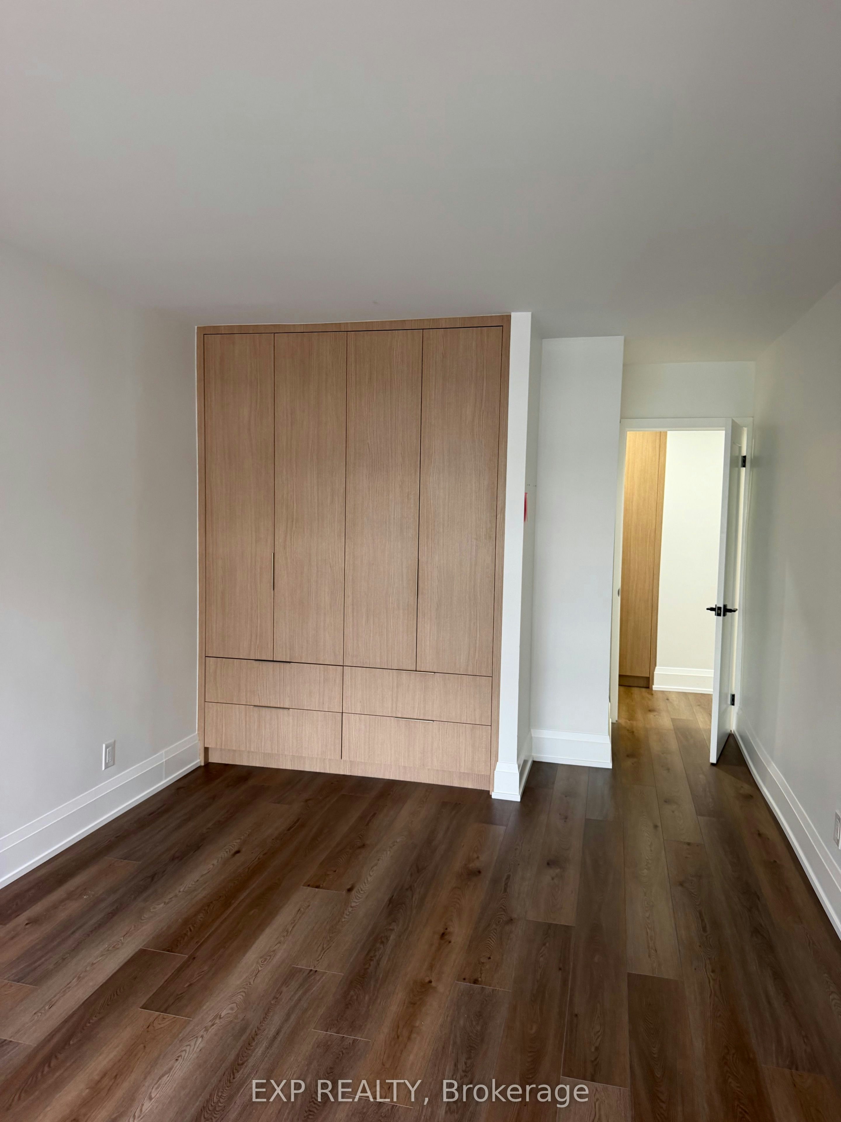 404-60 Montclair Avenue, Toronto, ON, M5P 1P7 - 7