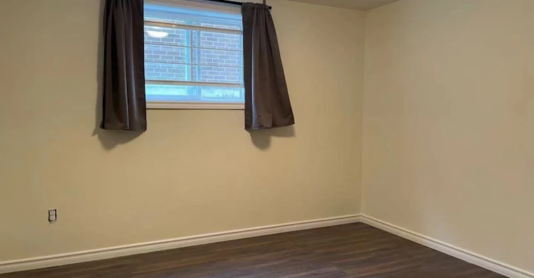Basement-8 Chalet Road, Toronto, ON, M2J 3V4 - 5