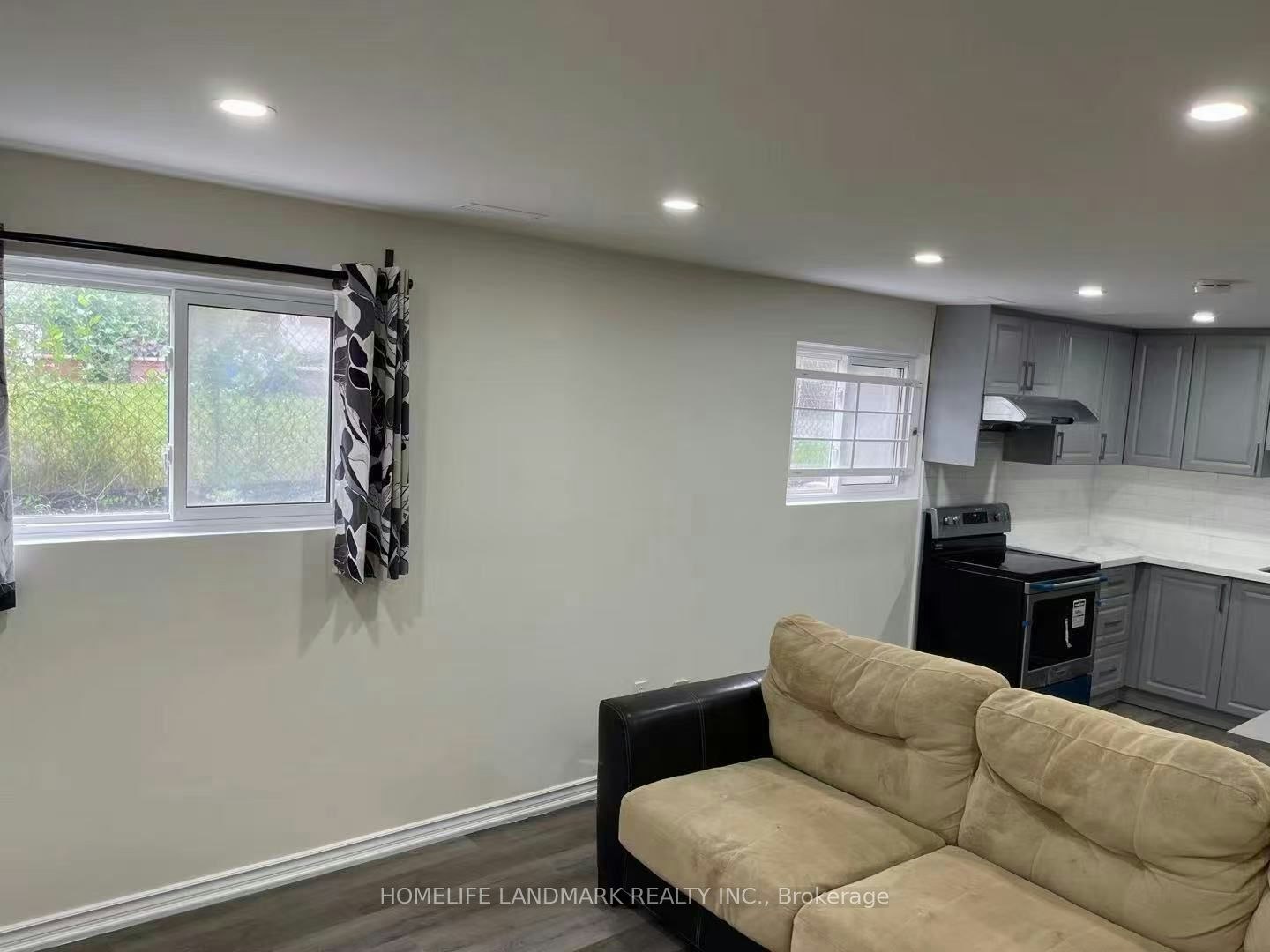 Basement-8 Chalet Road, Toronto, ON, M2J 3V4