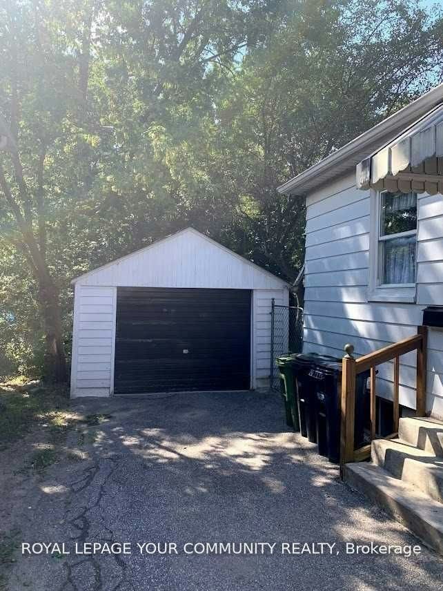 223 Mckee Avenue, Toronto, ON, M2N 4C9 - 3