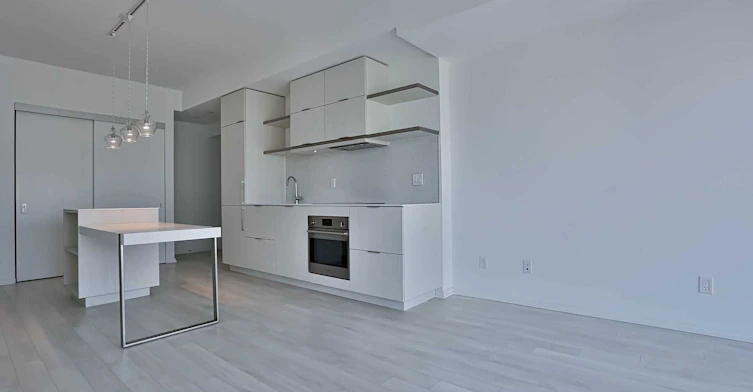 5614-197 Yonge Street, Toronto, ON, M5B 1M4 - 6