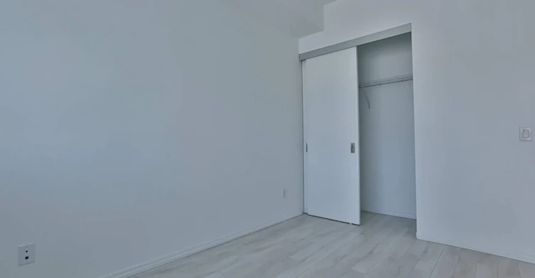 5614-197 Yonge Street, Toronto, ON, M5B 1M4 - 10