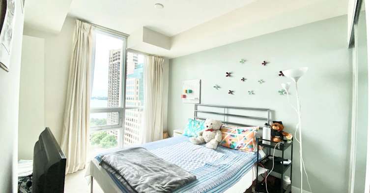 1911-33 Bay Street, Toronto, ON, M5J 2Z3 - 9