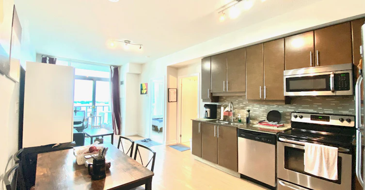 1911-33 Bay Street, Toronto, ON, M5J 2Z3 - 7