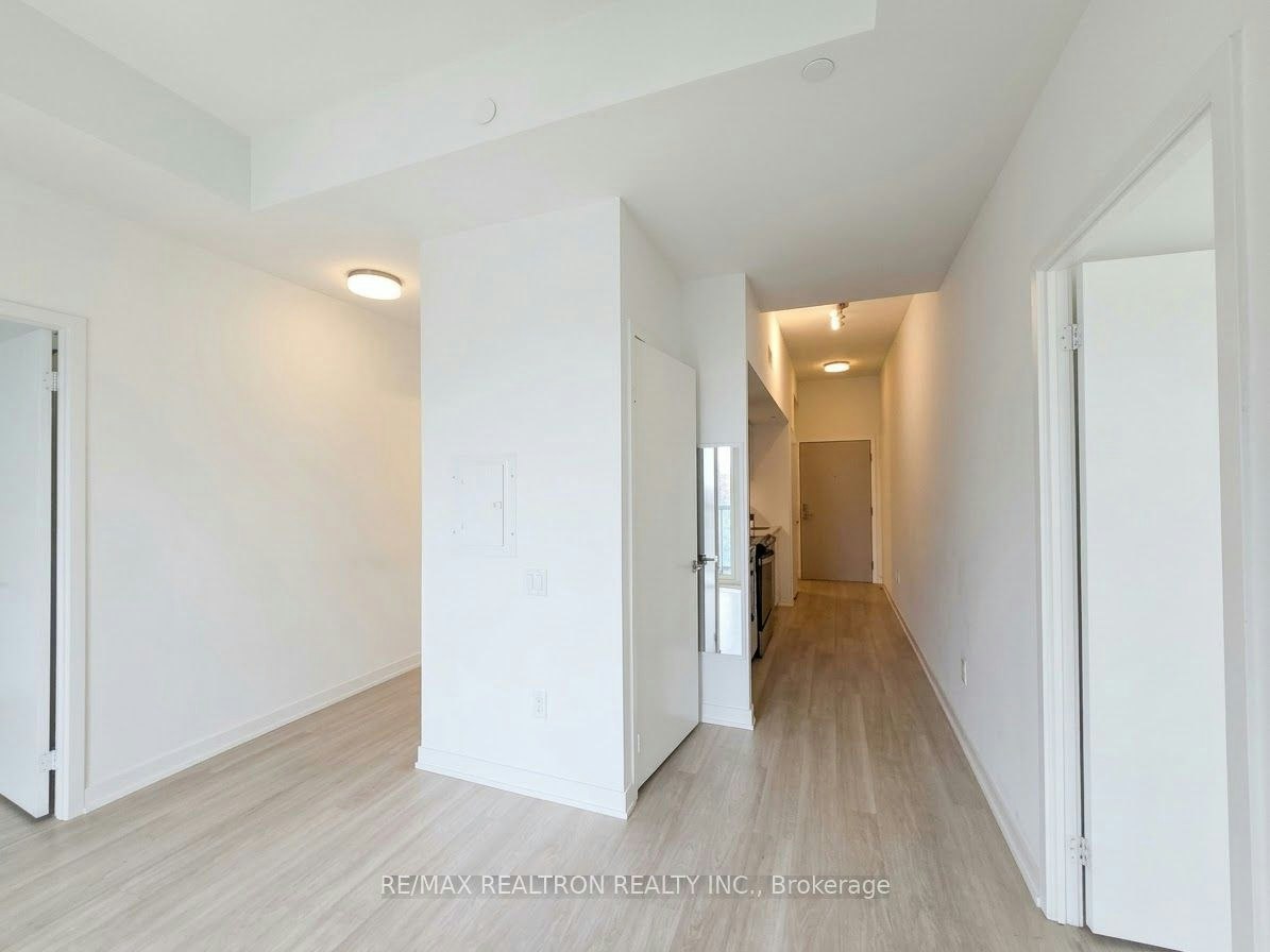 541-500 Wilson Avenue, Toronto, ON, M3H 0E5 - 9