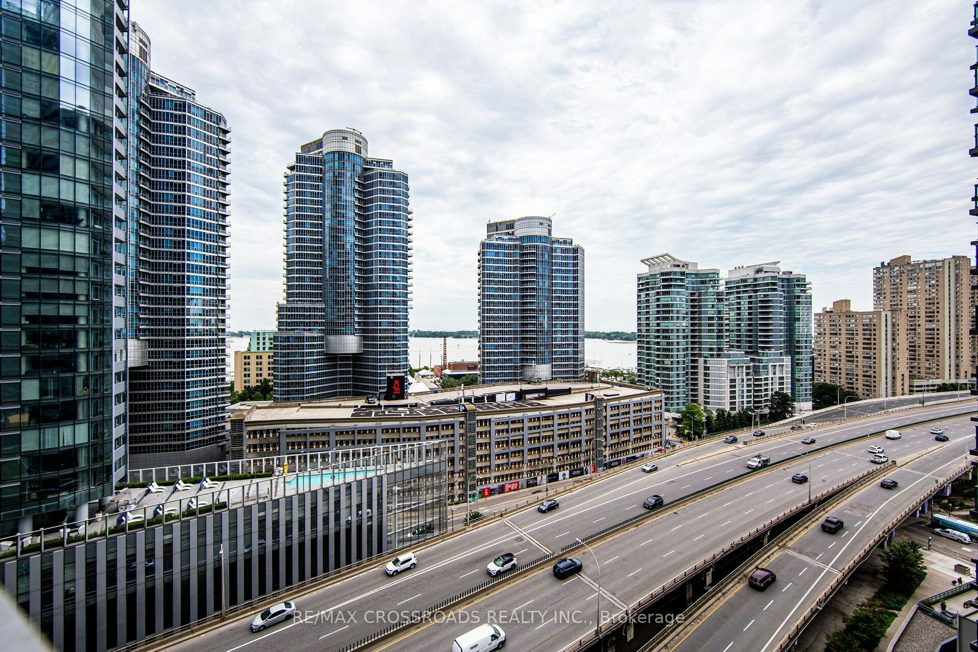 1104-12 York Street, Toronto, ON, M5J 2Z2 - 17