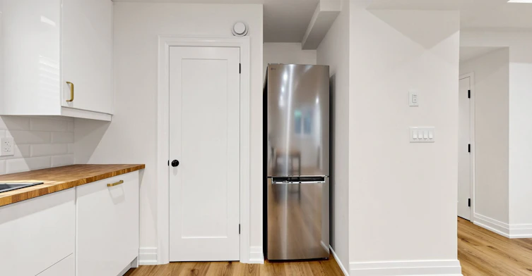 Bsmt-7 Tullis Drive, Toronto, ON, M4S 2E2 - 15