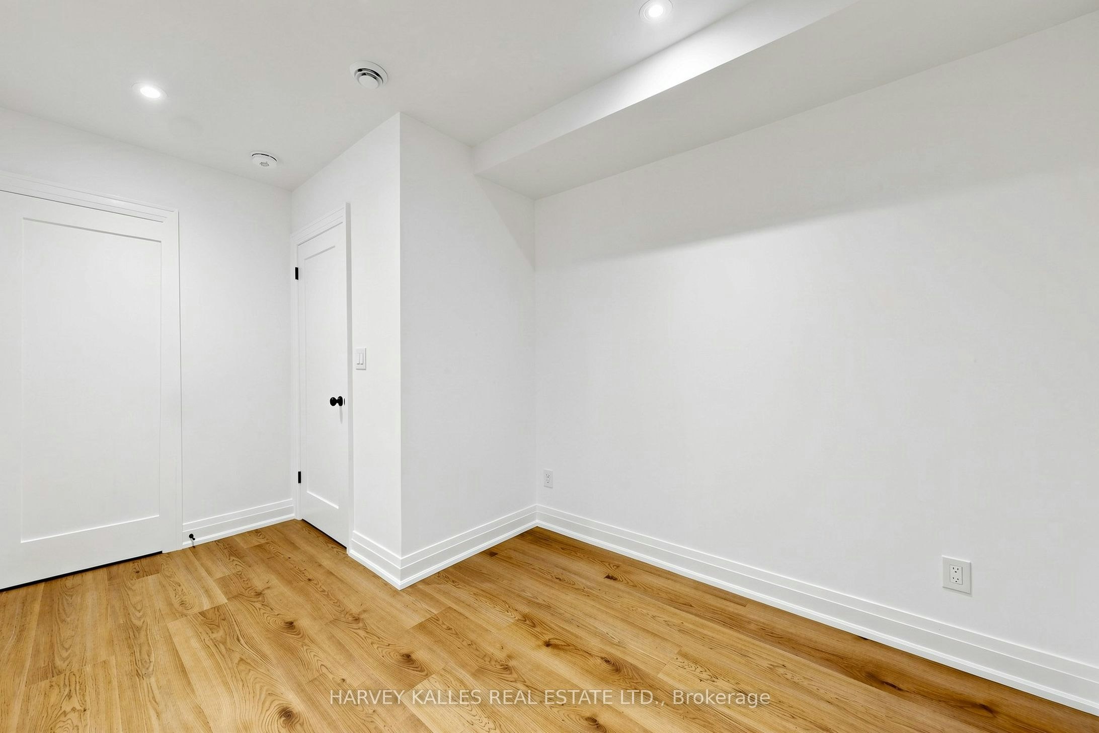 Bsmt-7 Tullis Drive, Toronto, ON, M4S 2E2 - 20