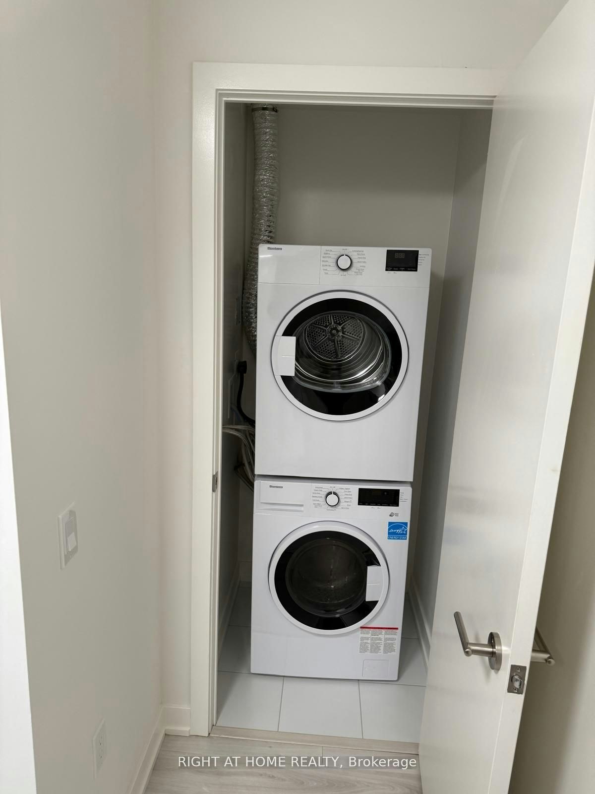 513-110 Broadway Avenue, Toronto, ON, M4P 1V7 - 14