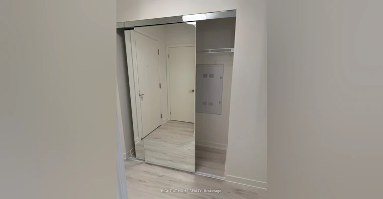 513-110 Broadway Avenue, Toronto, ON, M4P 1V7 - 17