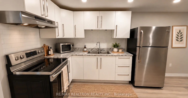 1047 Davenport Road, Toronto, ON, M6G 2C2 - 4