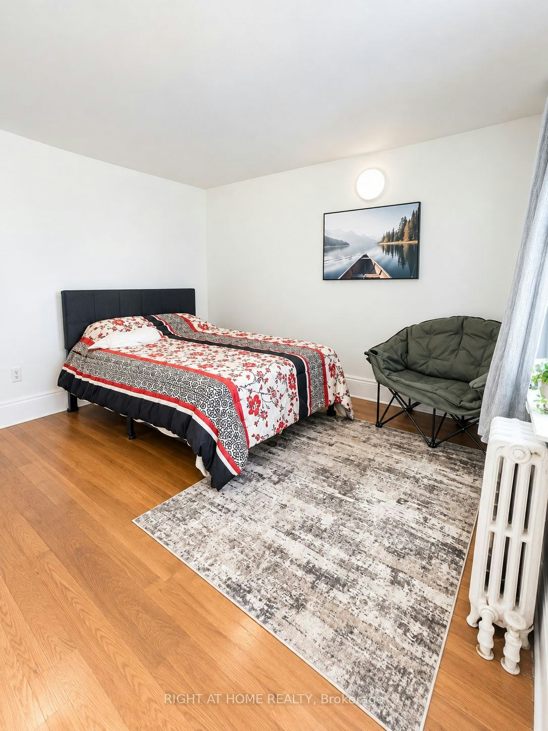 Main floor-10 Borden Street, Toronto, ON, M5S 2M9 - 2