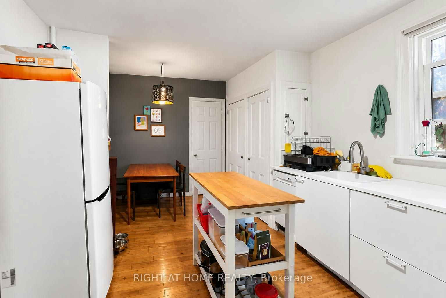 Main floor-10 Borden Street, Toronto, ON, M5S 2M9