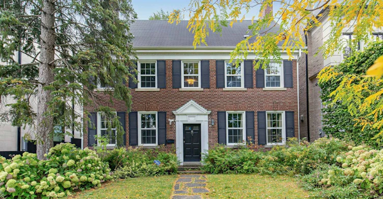224 Forest Hill Road, Toronto, ON, M5P 2N5