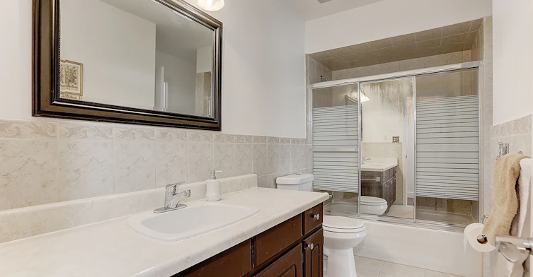 Main Unit-18 Faye Drive, Toronto, ON, M2J 3S6