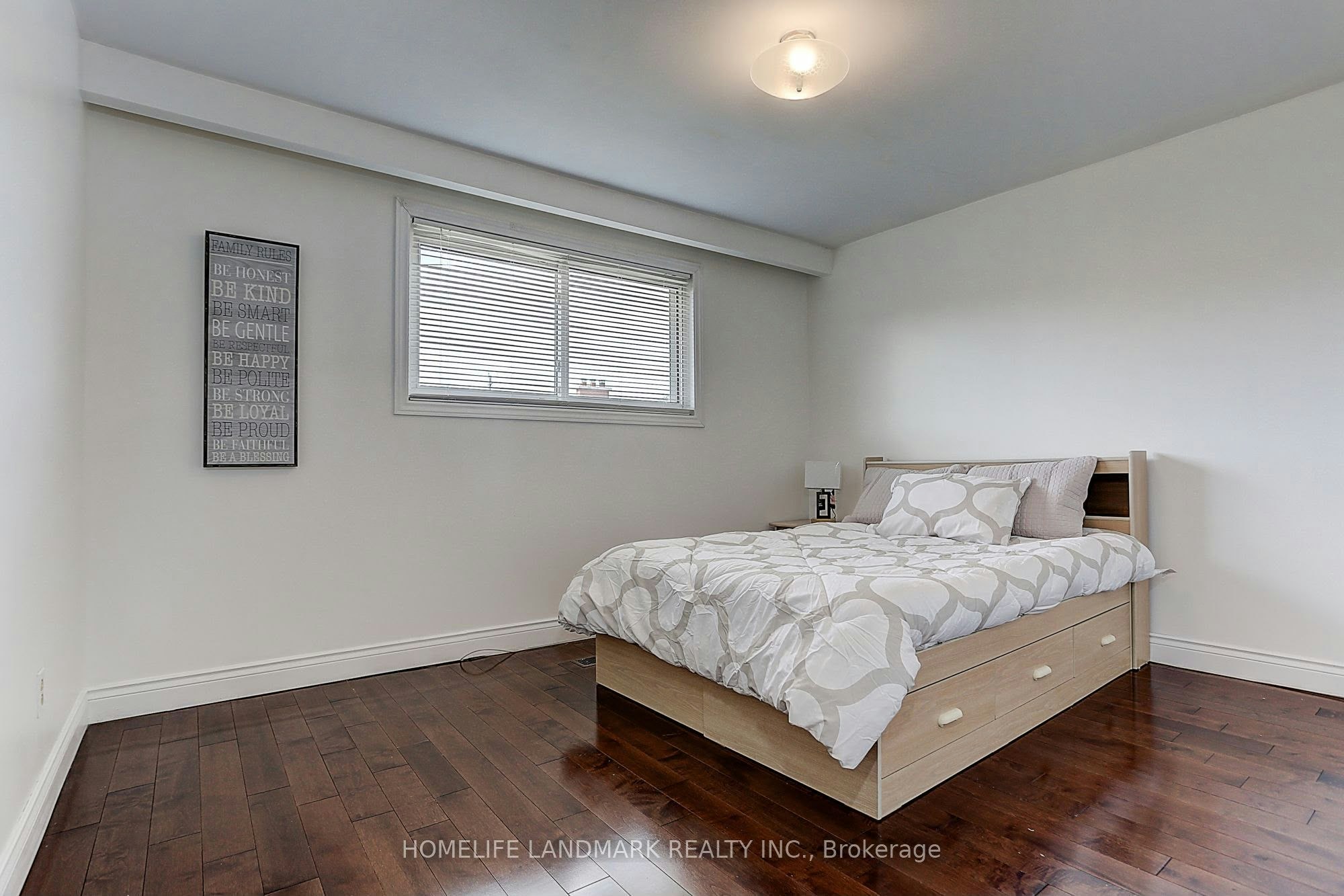 Main Unit-18 Faye Drive, Toronto, ON, M2J 3S6 - 7