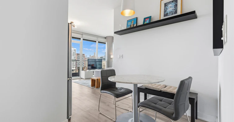 1002-169 Fort York Boulevard, Toronto, ON, M5V 0C8 - 13