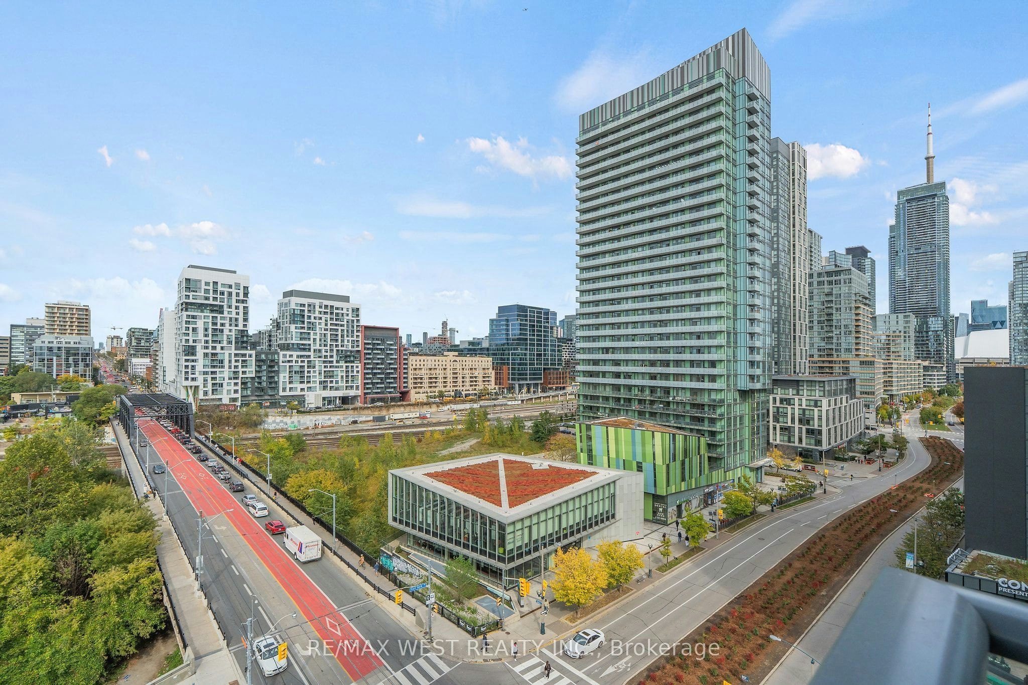 1002-169 Fort York Boulevard, Toronto, ON, M5V 0C8 - 24