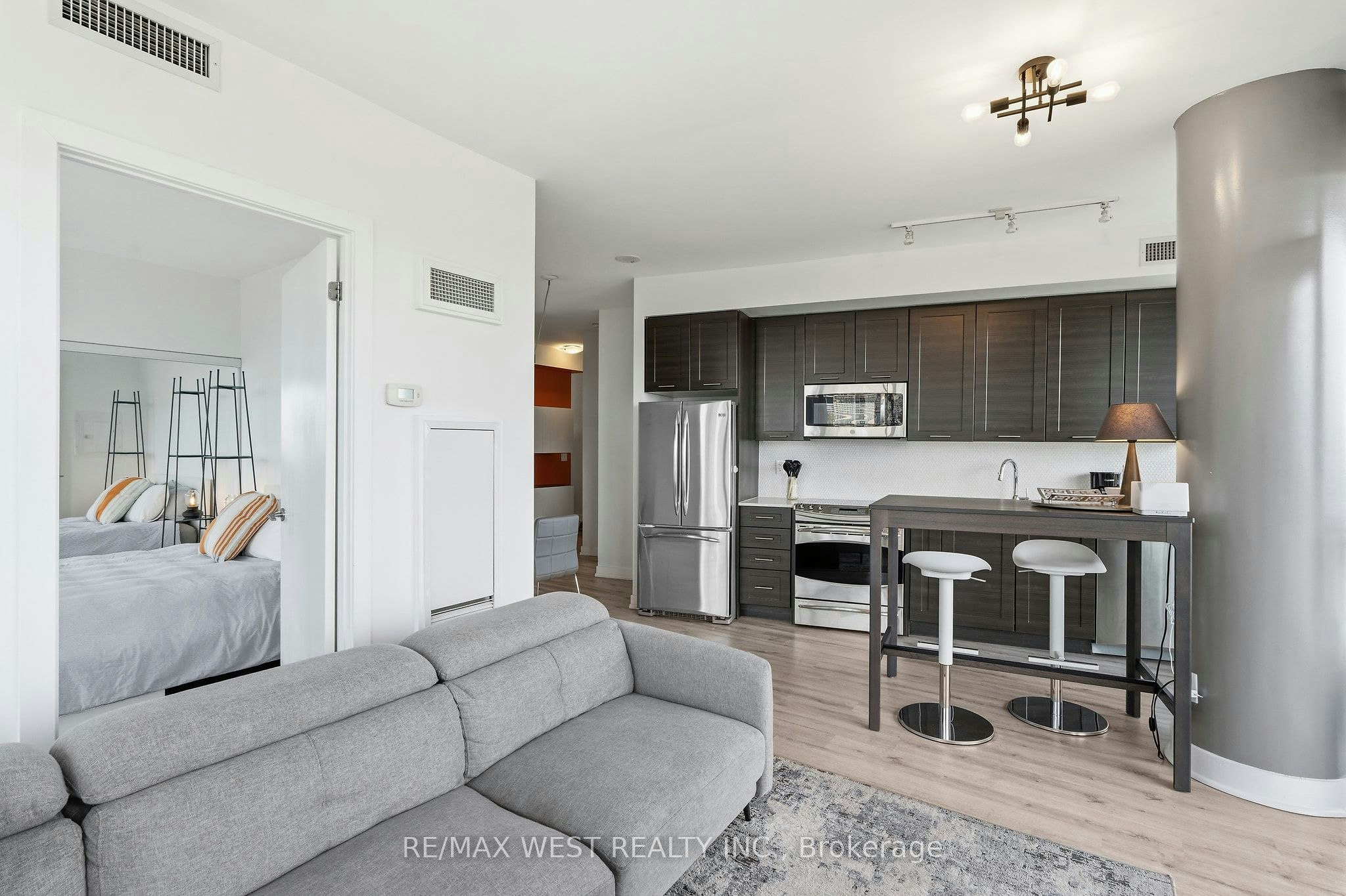 1002-169 Fort York Boulevard, Toronto, ON, M5V 0C8 - 16