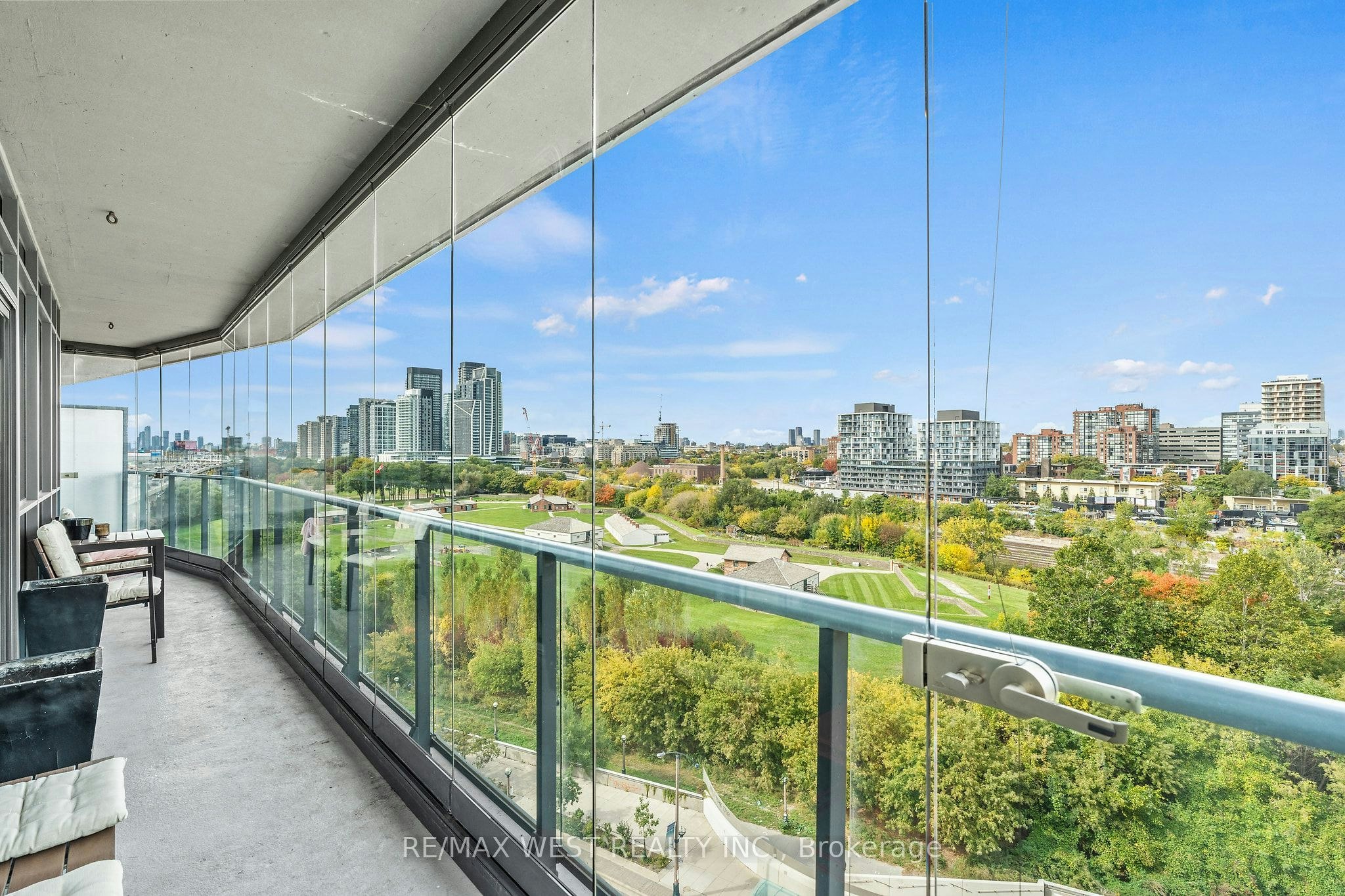 1002-169 Fort York Boulevard, Toronto, ON, M5V 0C8 - 21