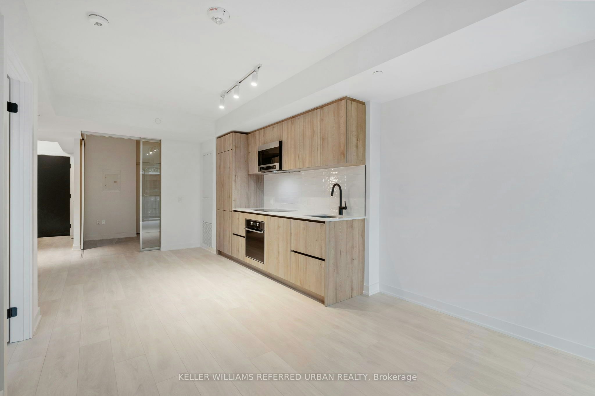 318-117 Broadway Avenue, Toronto, ON, M4P 1V3 - 19