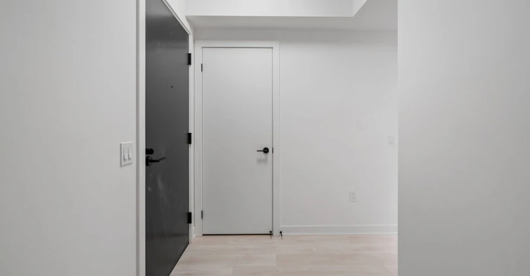 318-117 Broadway Avenue, Toronto, ON, M4P 1V3 - 4