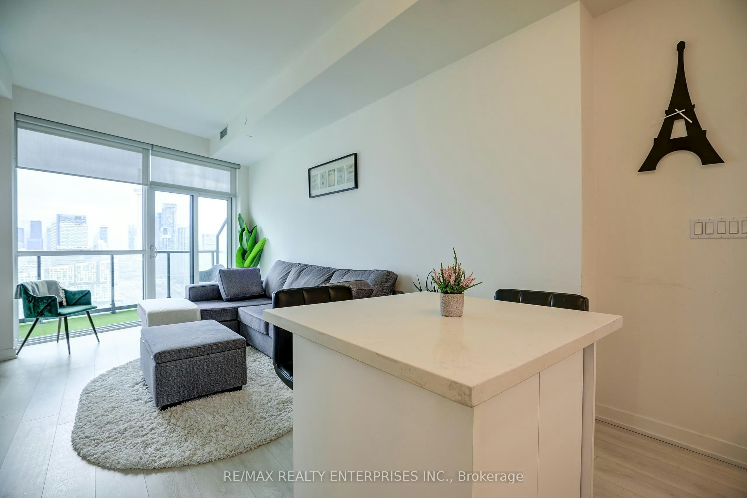 2706-30 Ordnance Street, Toronto, ON, M6K 0C8 - 8