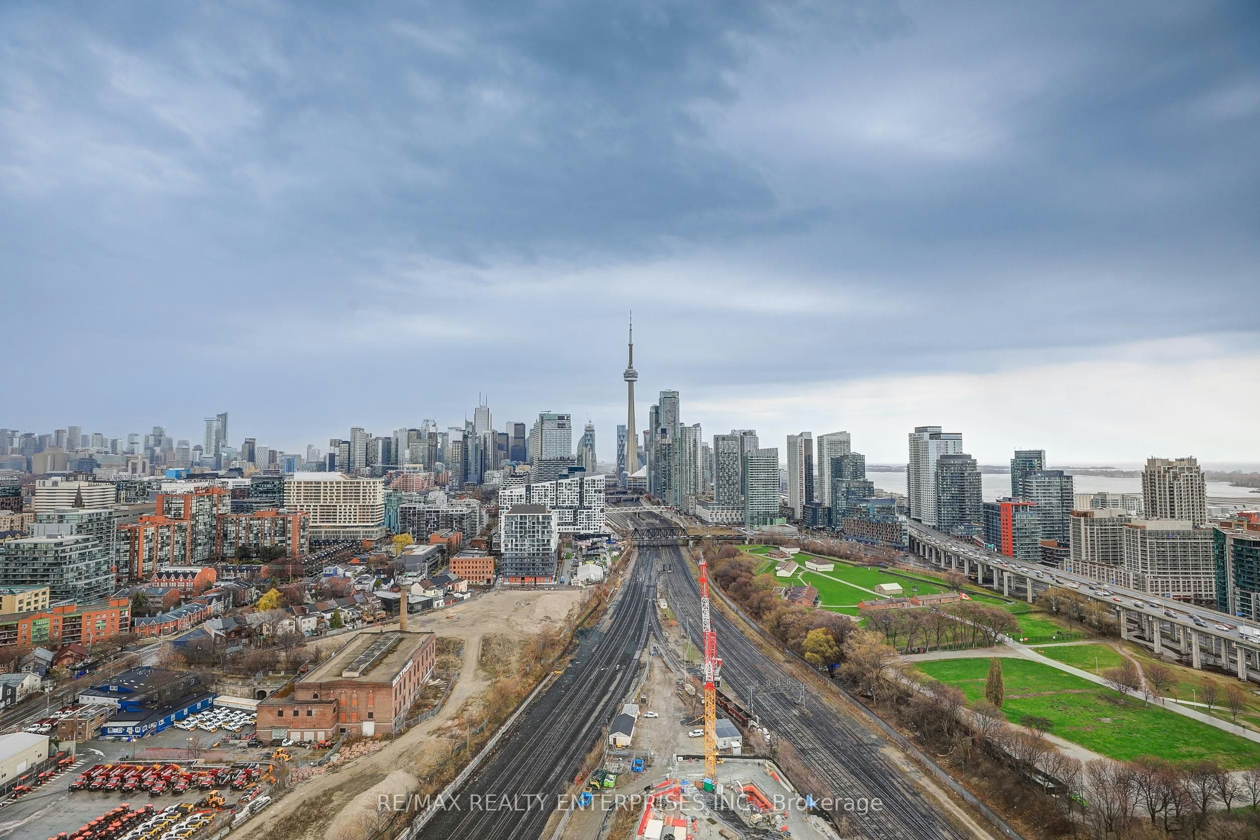 2706-30 Ordnance Street, Toronto, ON, M6K 0C8 - 18