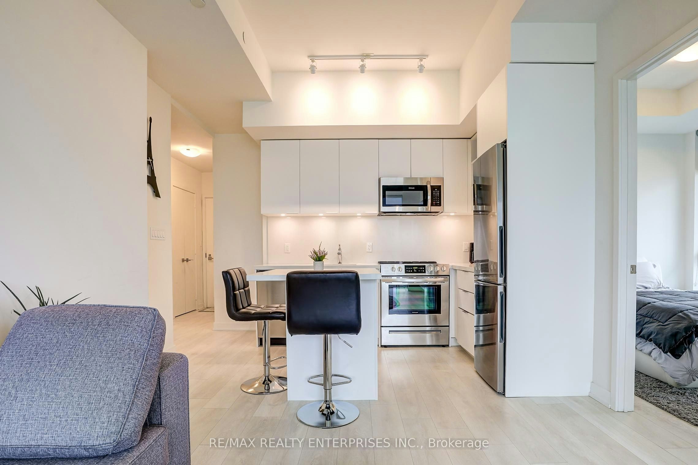 2706-30 Ordnance Street, Toronto, ON, M6K 0C8 - 5