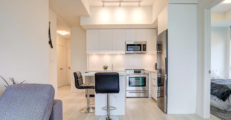 2706-30 Ordnance Street, Toronto, ON, M6K 0C8 - 5