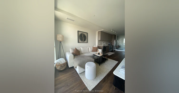 1205-2 Sonic Way, Toronto, ON, M3C 0P2
