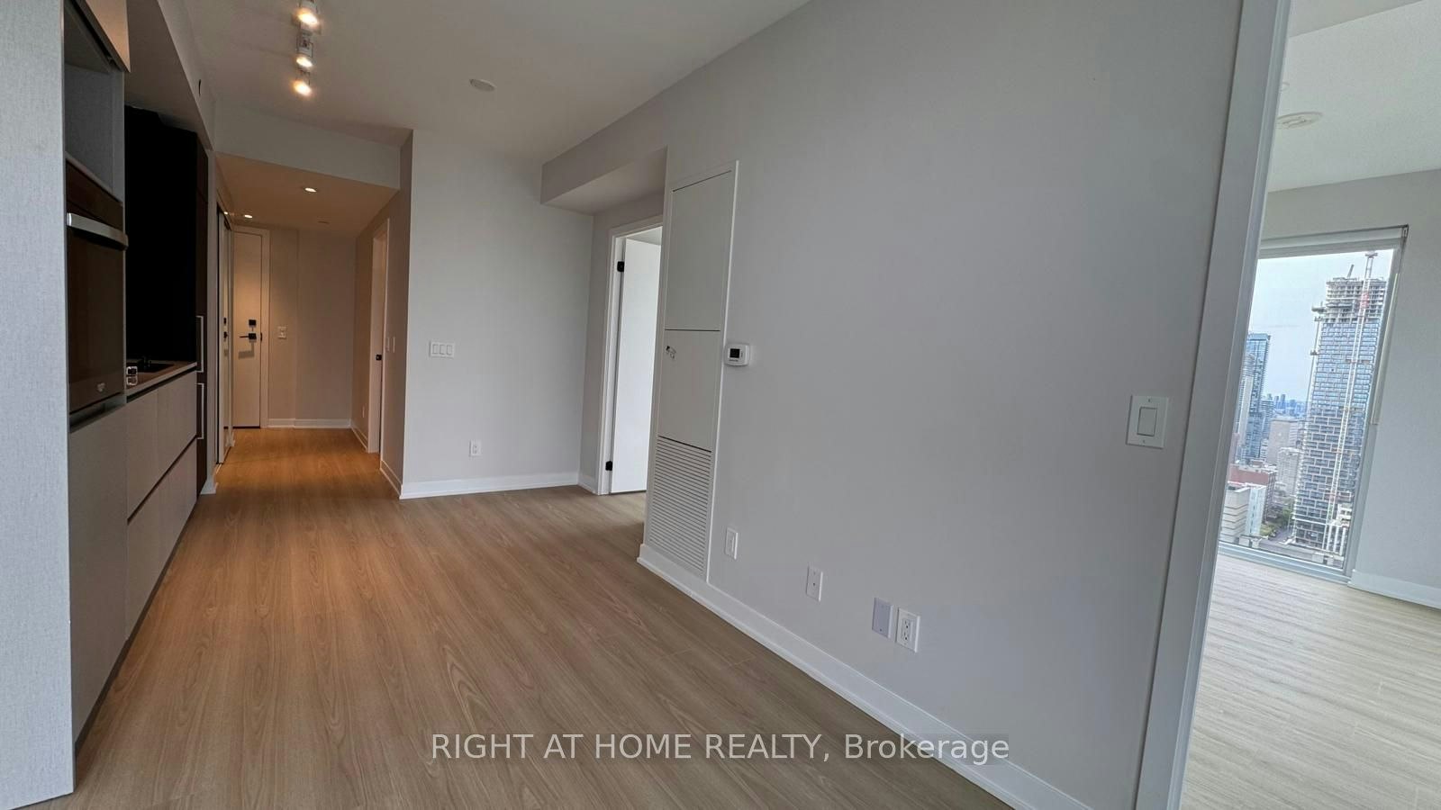 4106-319 Jarvis Street, Toronto, ON, M5B 0C8 - 8