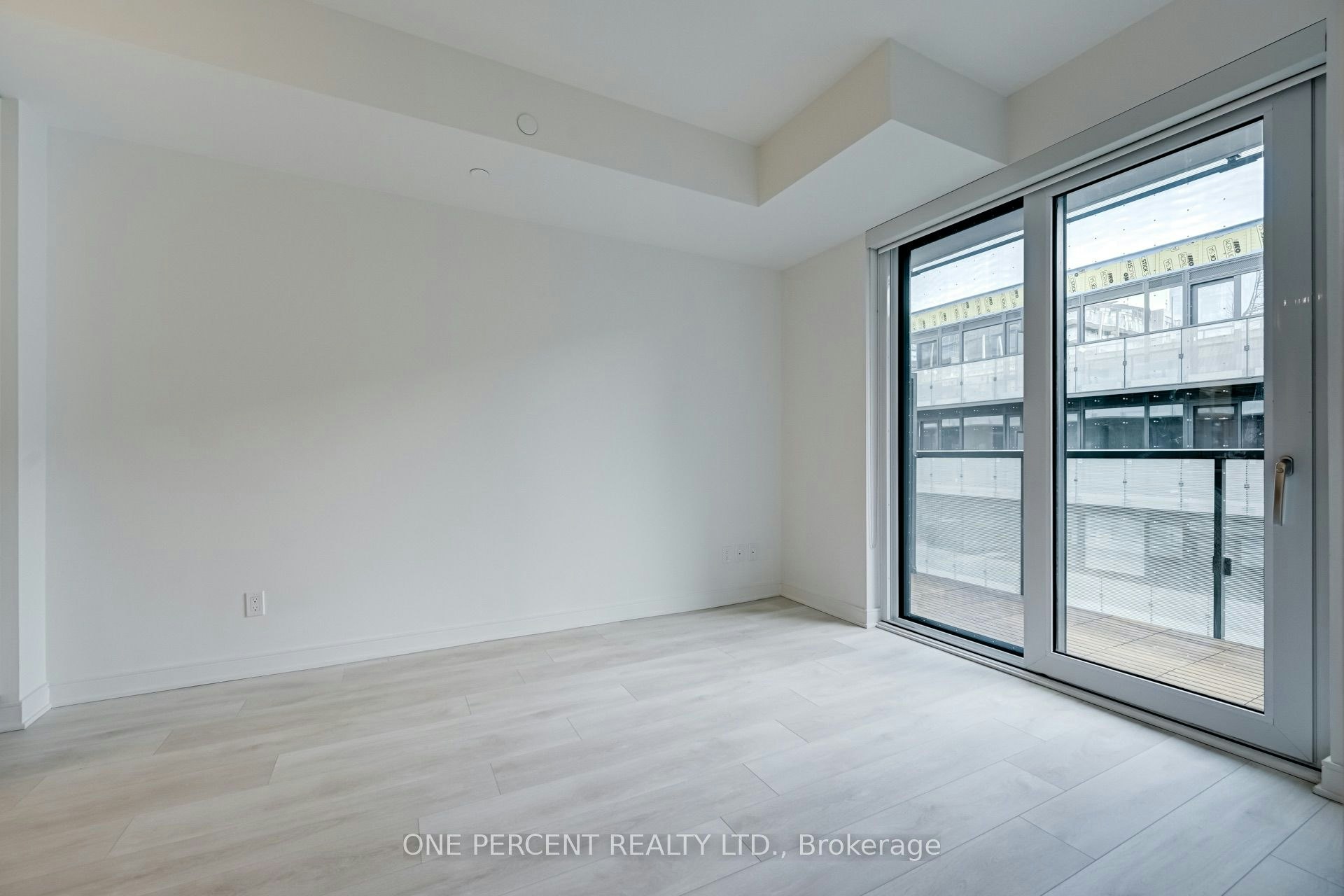 S408-35 Rolling Mills Road, Toronto, ON, M5A 0V6 - 10