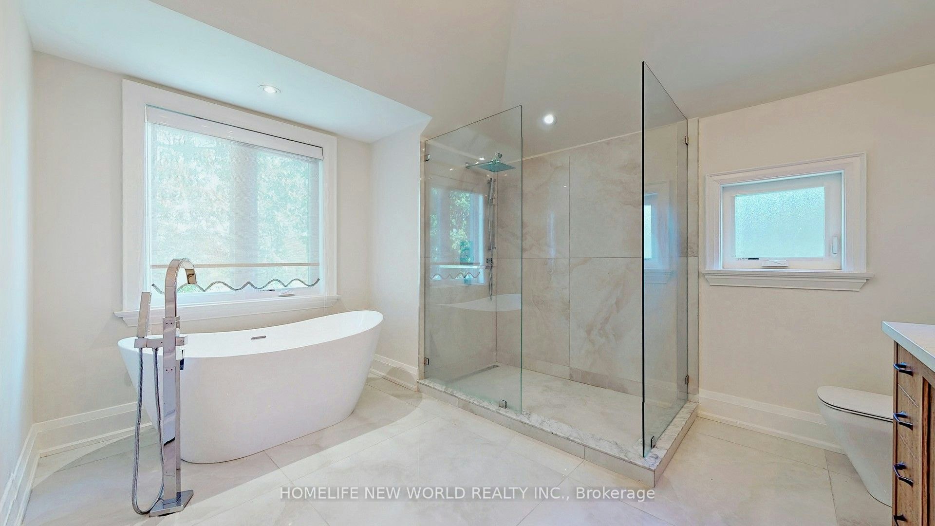 302 Johnston Avenue, Toronto, ON, M2N 1H7 - 30