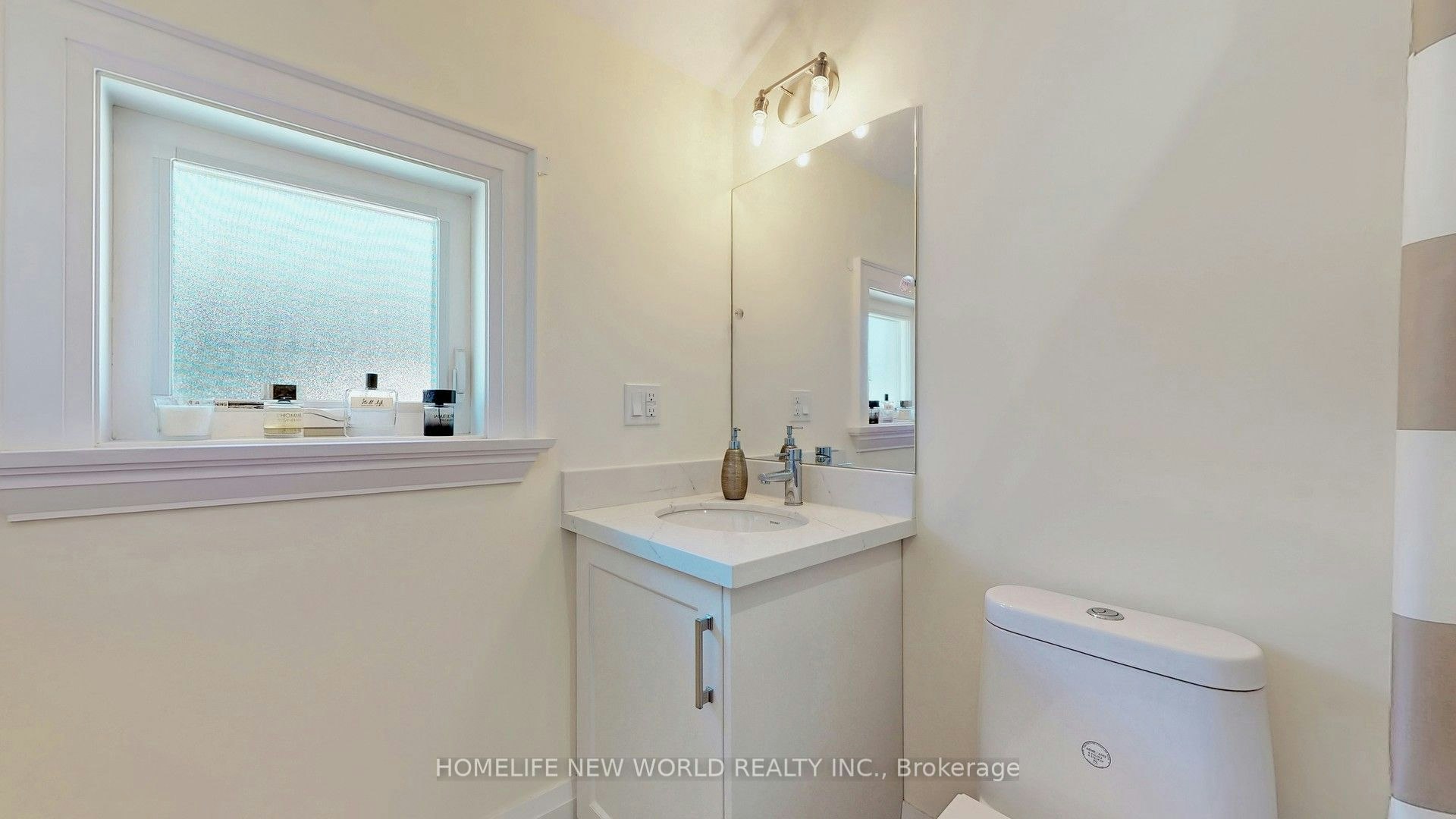 302 Johnston Avenue, Toronto, ON, M2N 1H7 - 34
