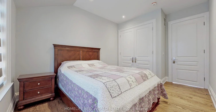 302 Johnston Avenue, Toronto, ON, M2N 1H7 - 35