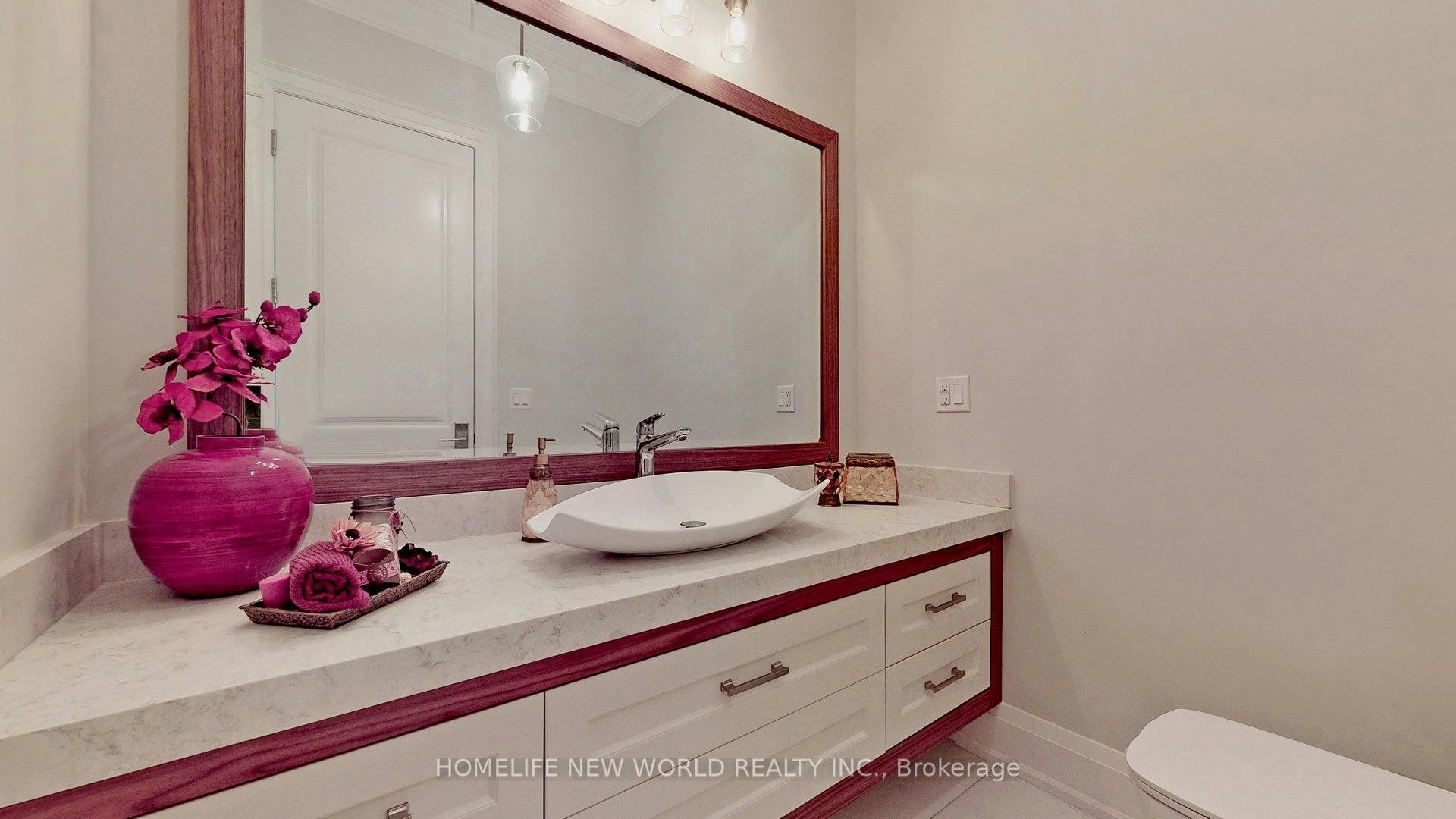 302 Johnston Avenue, Toronto, ON, M2N 1H7 - 19
