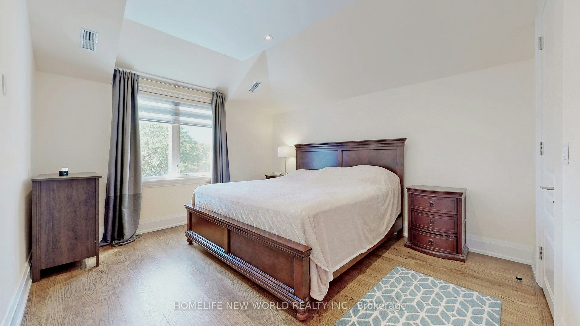 302 Johnston Avenue, Toronto, ON, M2N 1H7 - 31