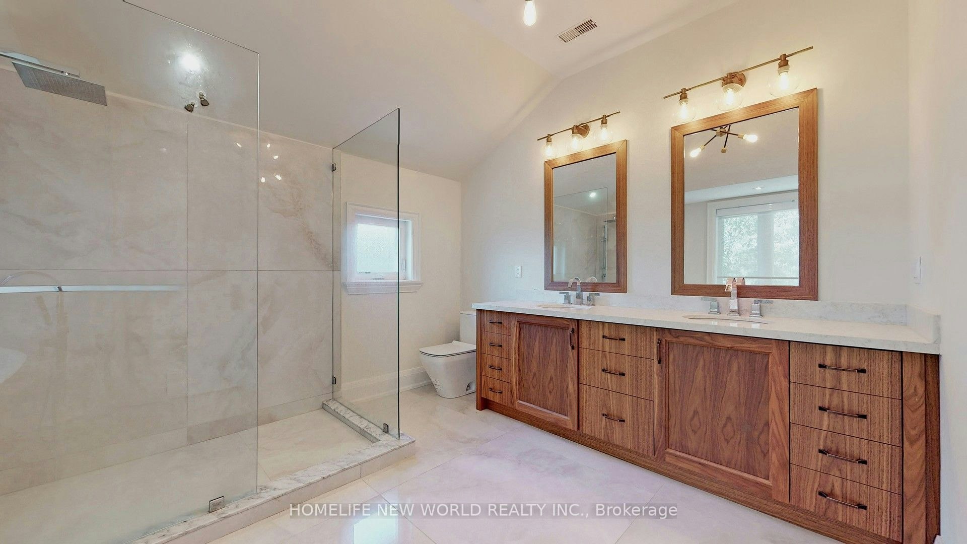 302 Johnston Avenue, Toronto, ON, M2N 1H7 - 29