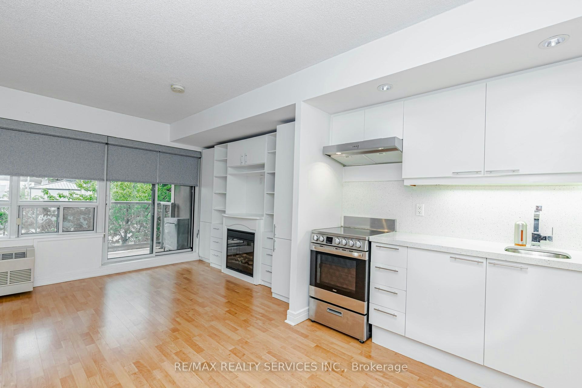 208-19 Avondale Avenue, Toronto, ON, M2N 0A6 - 19