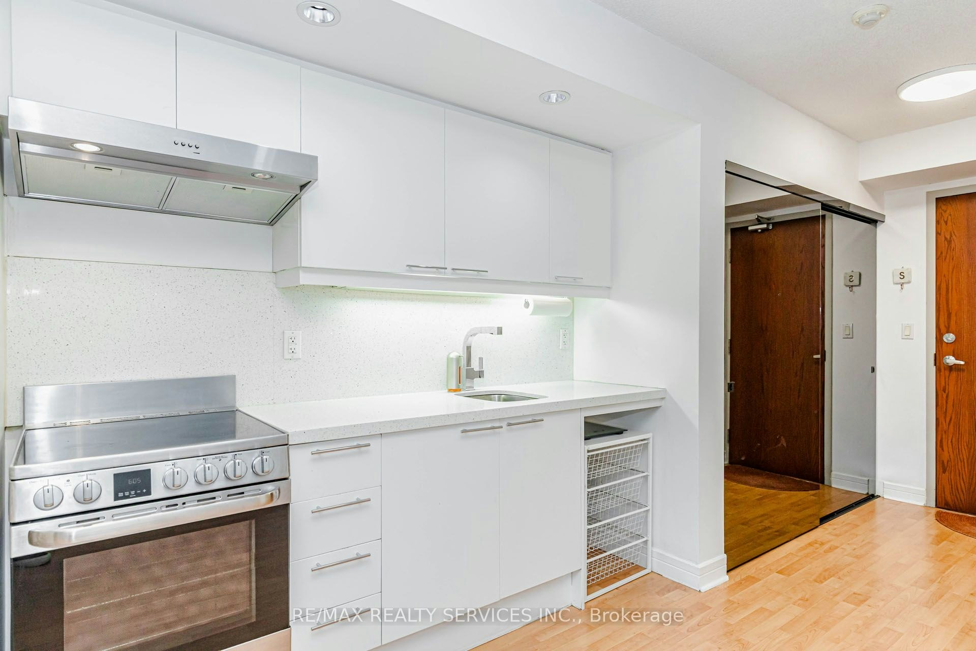 208-19 Avondale Avenue, Toronto, ON, M2N 0A6 - 14