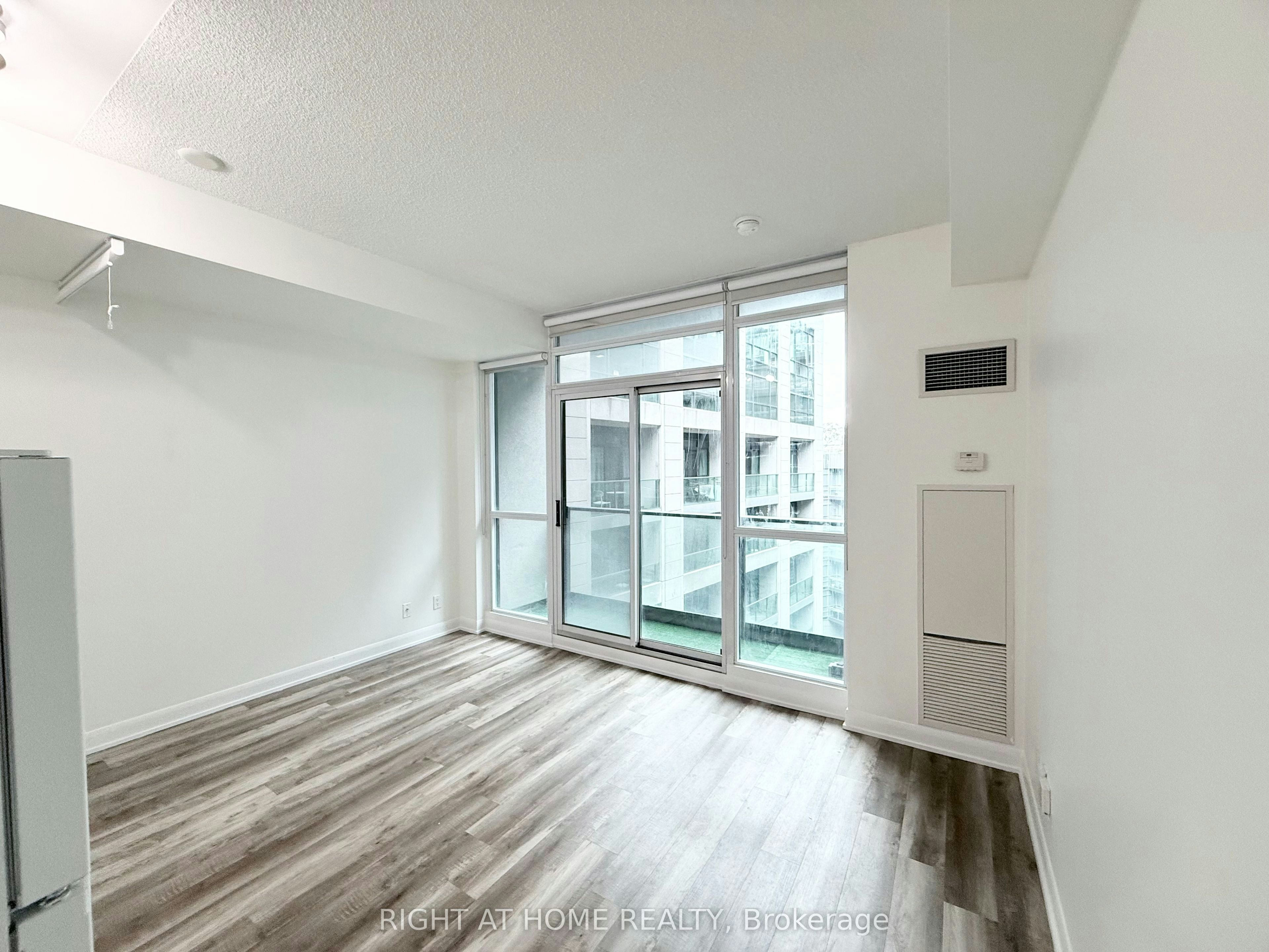 734-600 Fleet Street, Toronto, ON, M5V 1B7 - 8