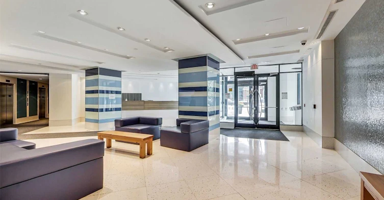 734-600 Fleet Street, Toronto, ON, M5V 1B7 - 2